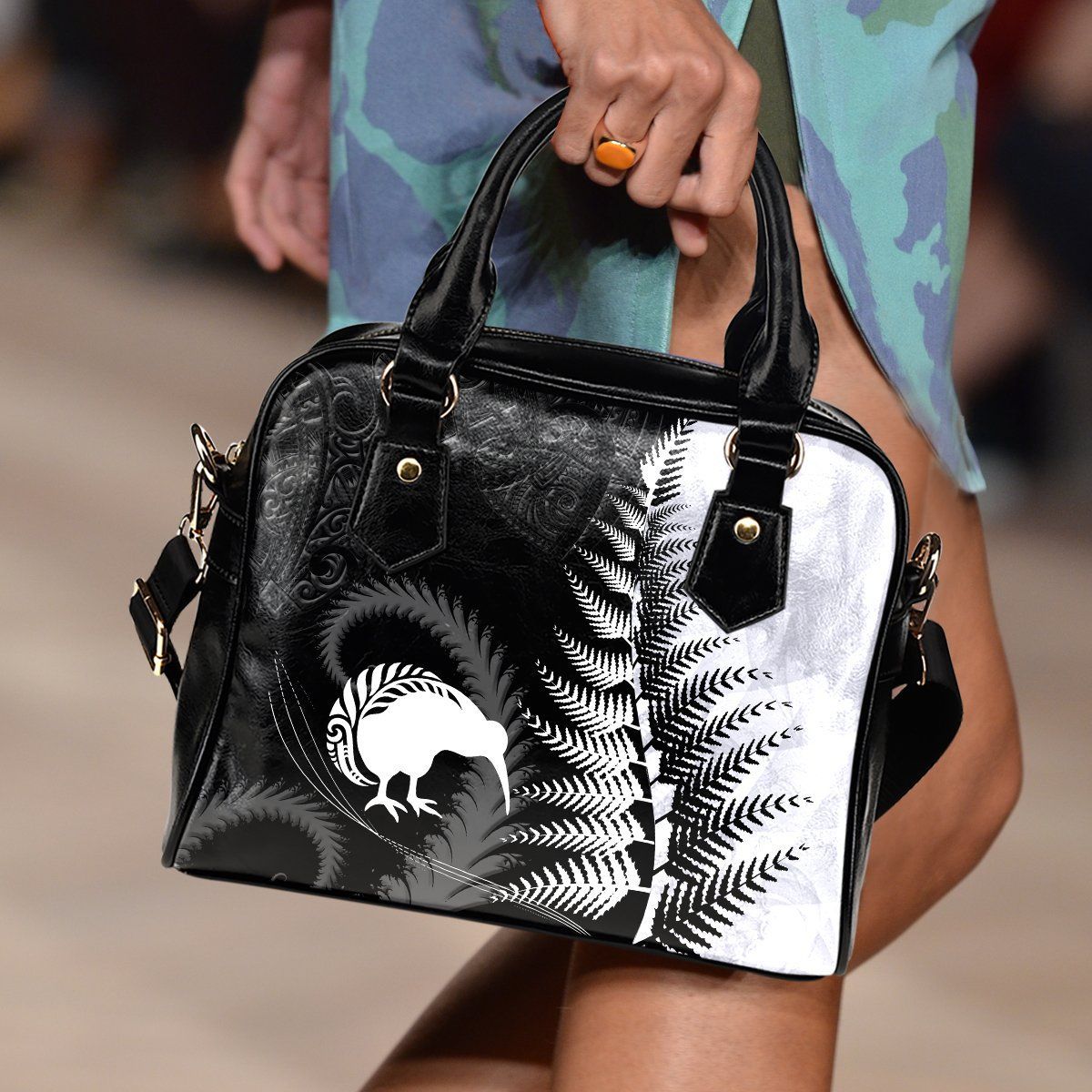 Silver Fern Kiwi Classic Shoulder Handbag - Vibe Hoodie