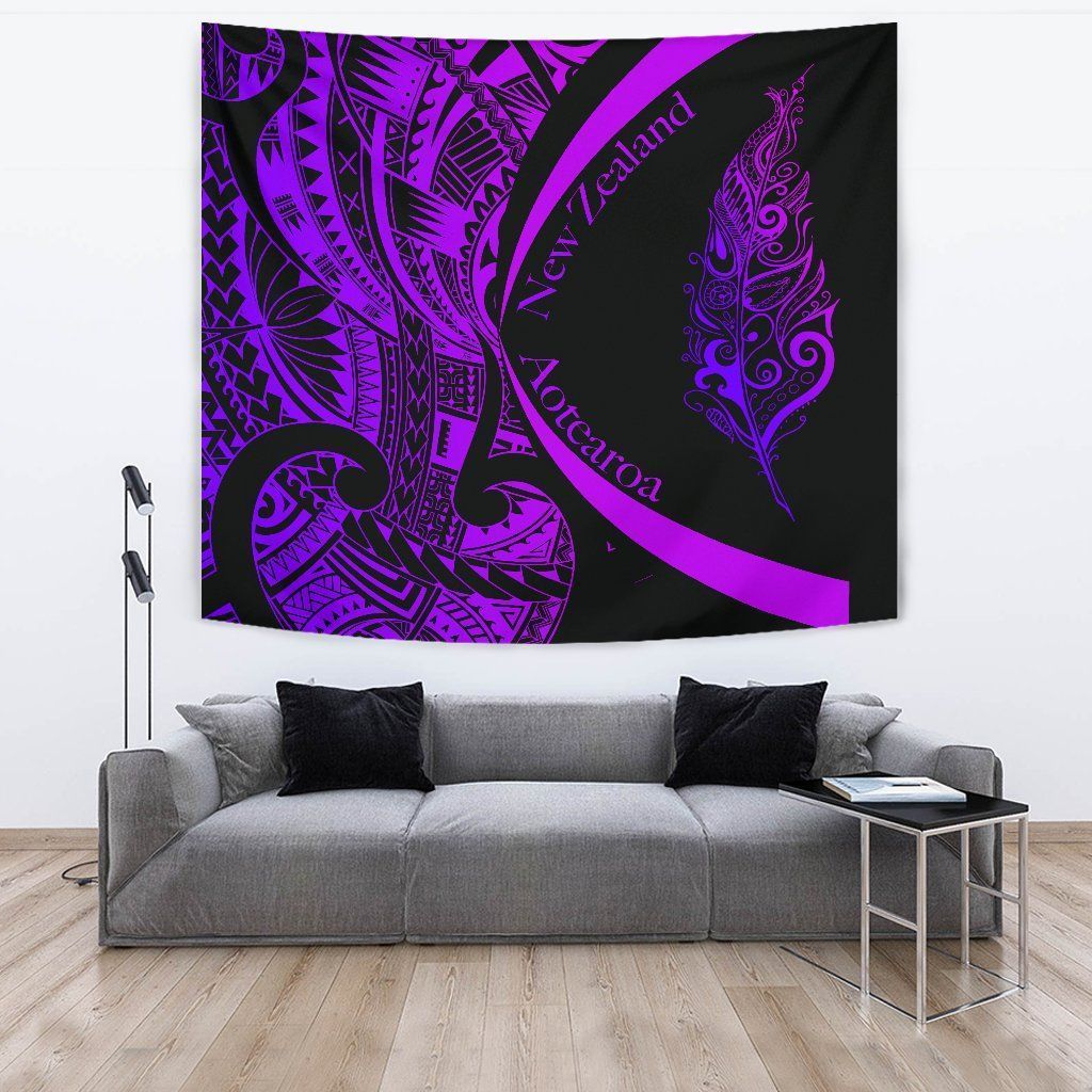 light-silver-fern-maori-tapestry-circle-style-purple