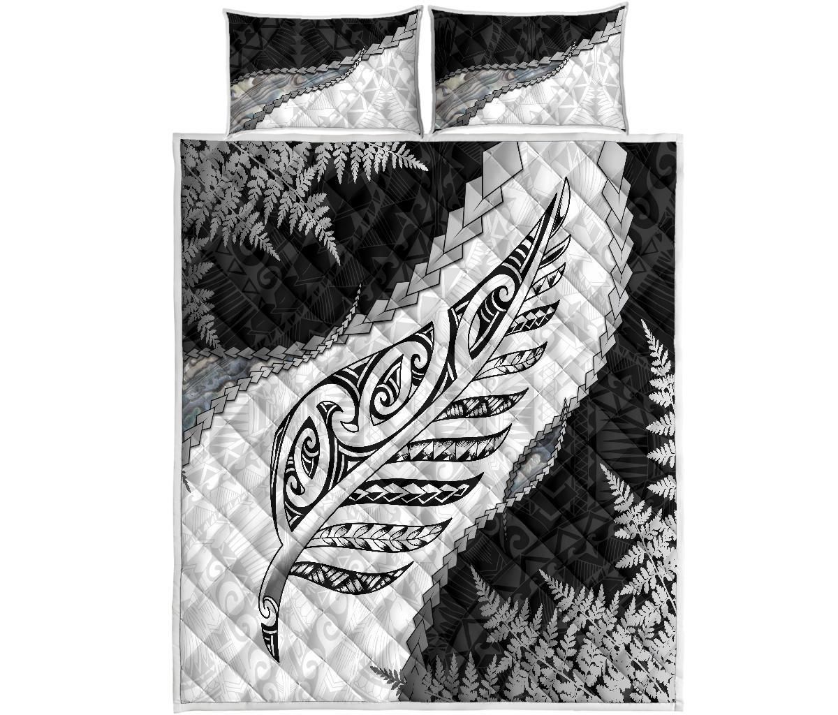paua-shell-maori-silver-fern-quilt-bed-set-2