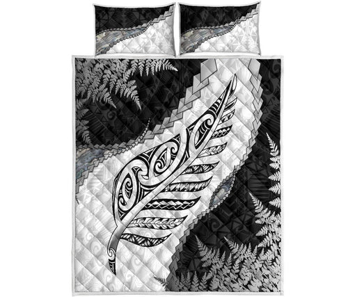 paua-shell-maori-silver-fern-quilt-bed-set-2