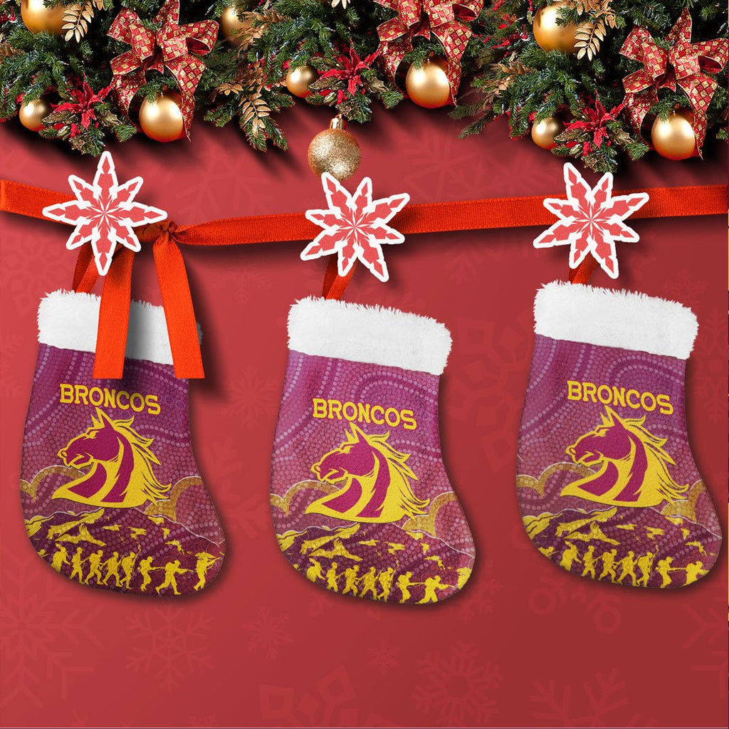 vibe-hoodie-stocking-brisbane-broncos-indigenous-anzac-day-rugby-team-christmas-stocking