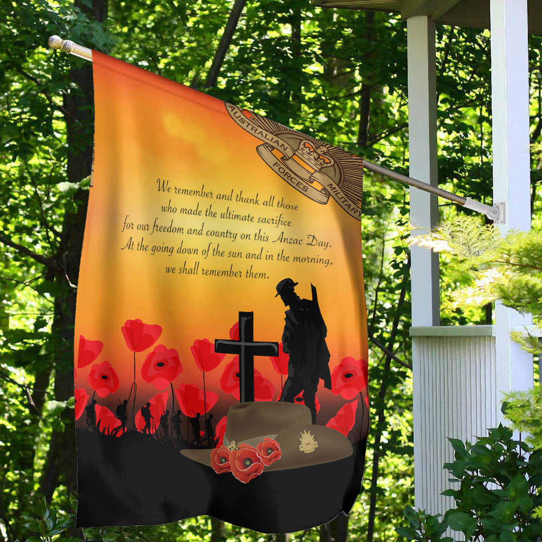 vibe-hoodie-flag-anzac-day-we-shall-remember-them-flag-1