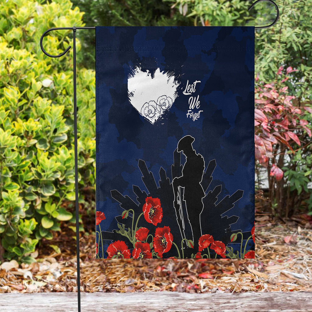 vibe-hoodie-flag-anzac-day-camouflage-lest-we-forget-flag-1