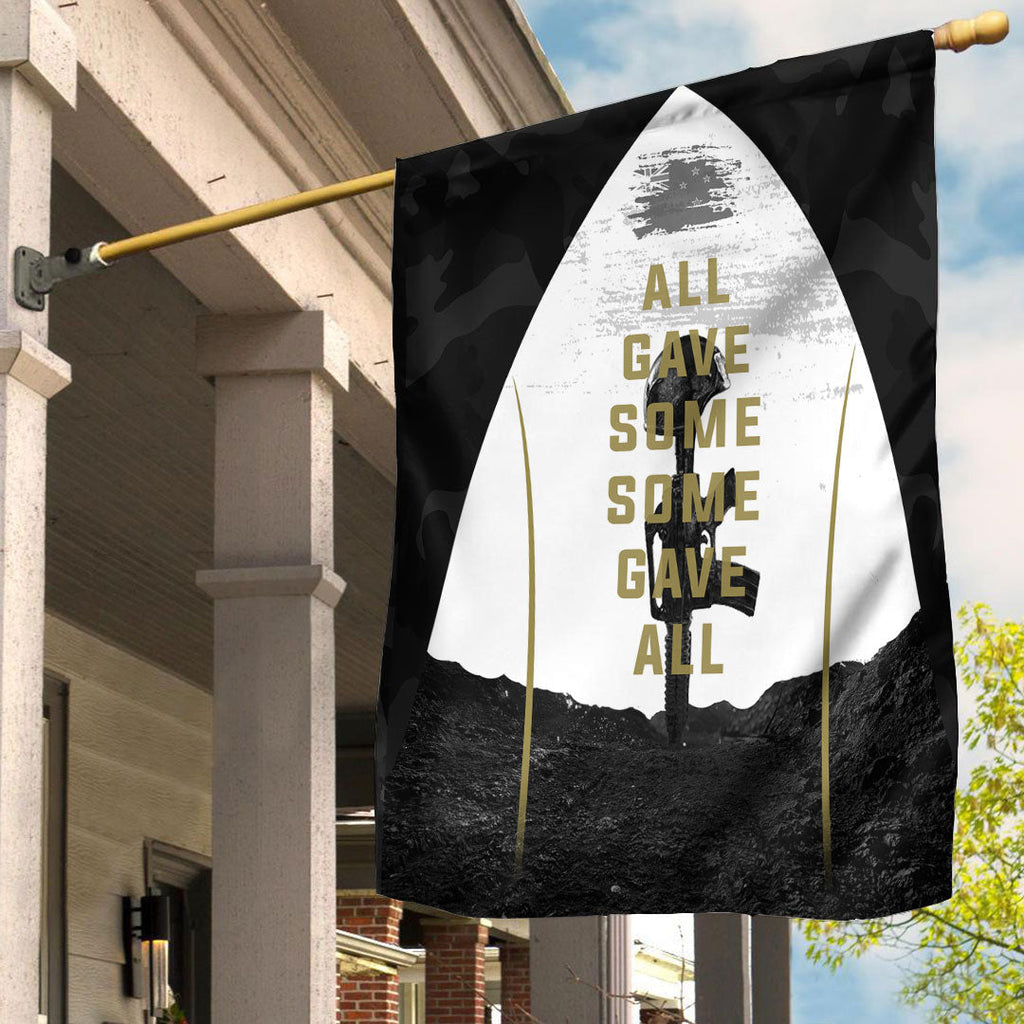 vibe-hoodie-flag-anzac-day-we-will-never-forget-flag-1