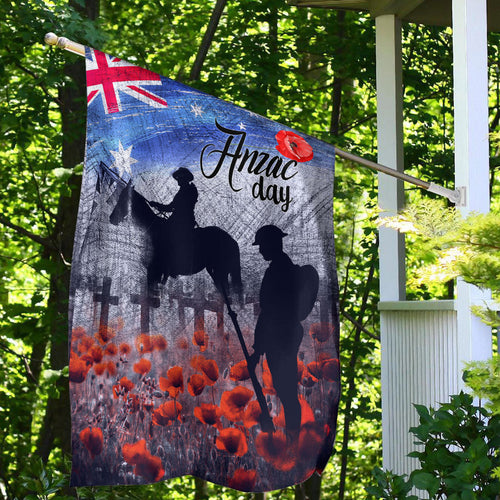 vibe-hoodie-flag-anzac-day-lest-we-forget-vintage-poppies-flag-1