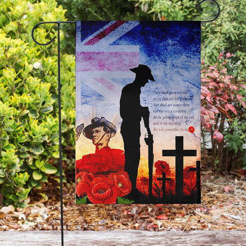 vibe-hoodie-flag-anzac-day-australia-soldier-we-will-rememer-them-flag-1