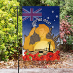 vibe-hoodie-flag-australia-anzac-day-soldier-salute-flag