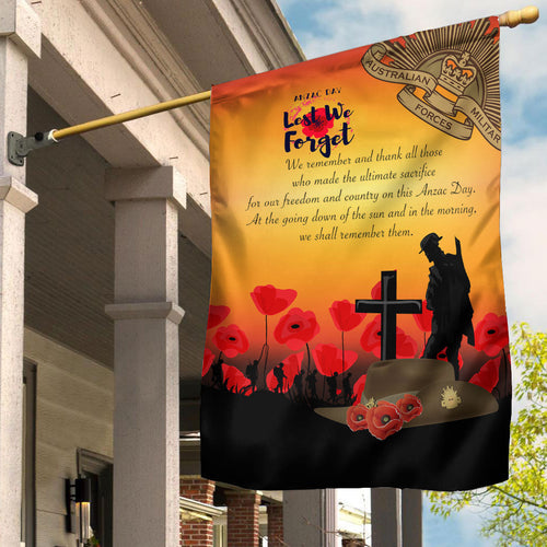vibe-hoodie-flag-anzac-day-we-shall-remember-them-flag