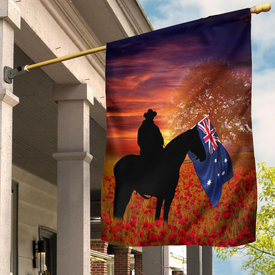 vibe-hoodie-flag-australia-lest-we-forget-light-horse-silhouette-flag