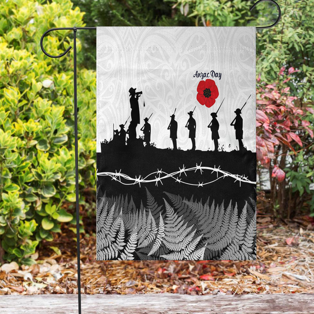 vibe-hoodie-flag-new-zealand-anzac-day-silhouette-soldier-flag