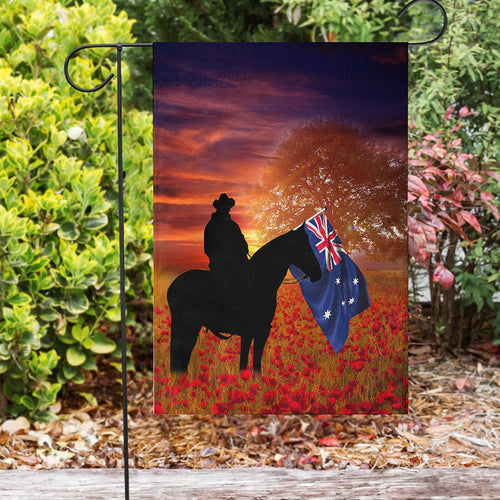 vibe-hoodie-flag-australia-lest-we-forget-light-horse-silhouette-flag