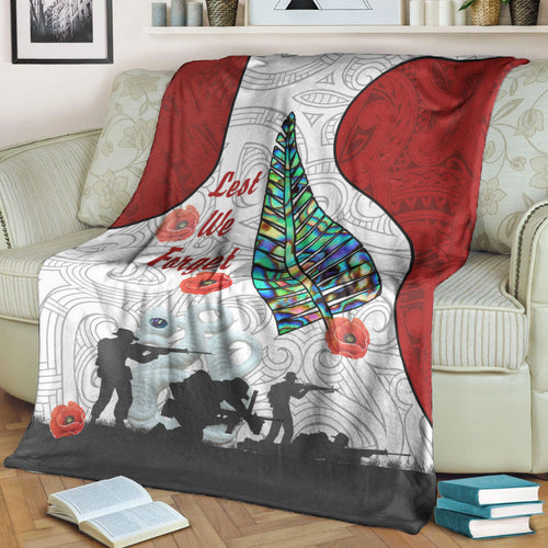 vibehoodie-blanket-custom-new-zealand-anzac-fern-maori-premium-blanket