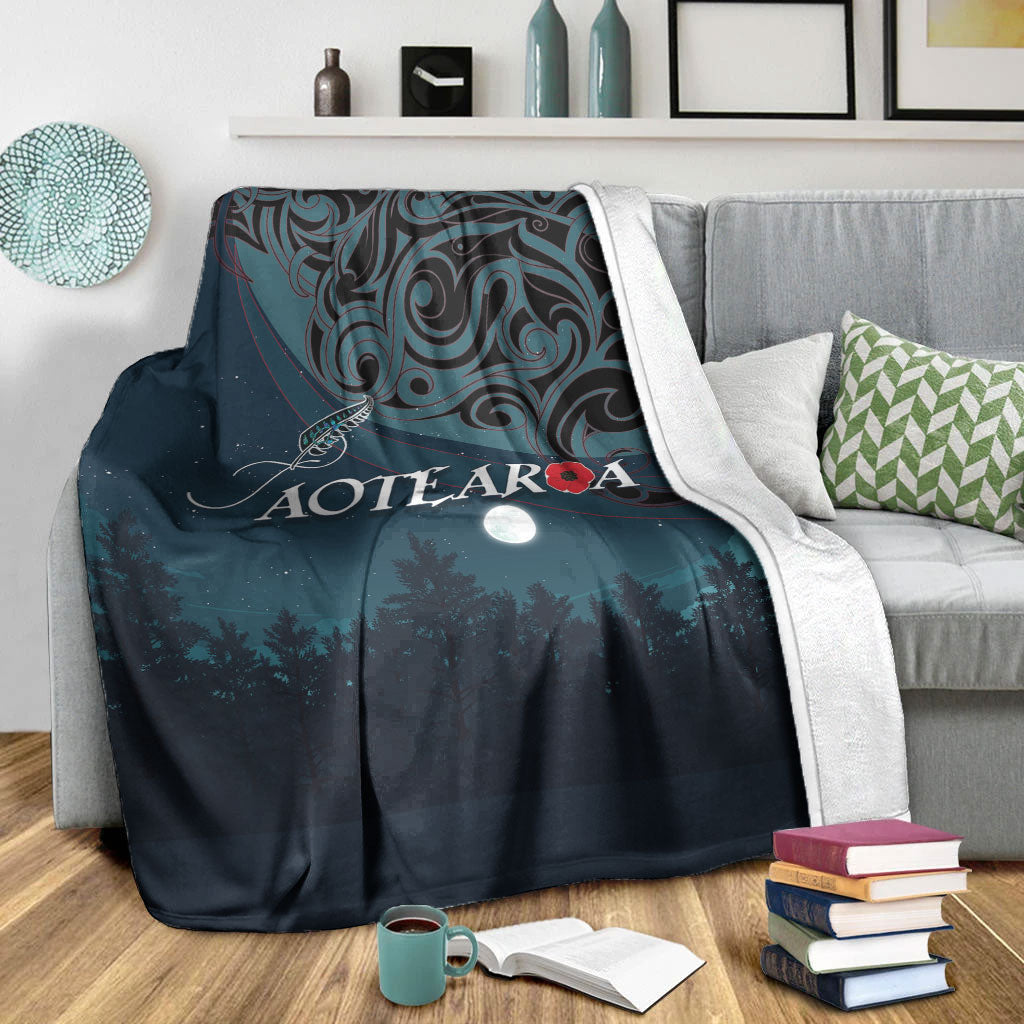 vibehoodie-blanket-new-zealand-paua-silver-fern-poppy-premium-blanket