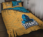 gold-coast-titans-quilt-bed-set-grunge-polynesian-tattoo-nrl