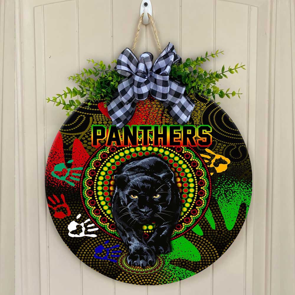 vibe-hoodie-wooden-sign-penrith-panthers-naidoc-2022-round-wooden-sign