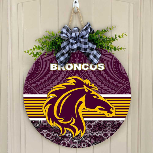 vibe-hoodie-wooden-sign-brisbane-broncos-tattoo-style-round-wooden-sign