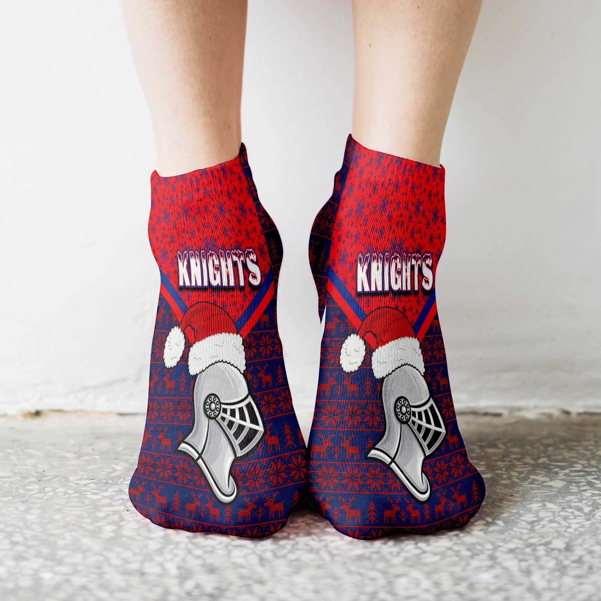 vibe-hoodie-socks-newcastle-knights-christmas-ankle-socks