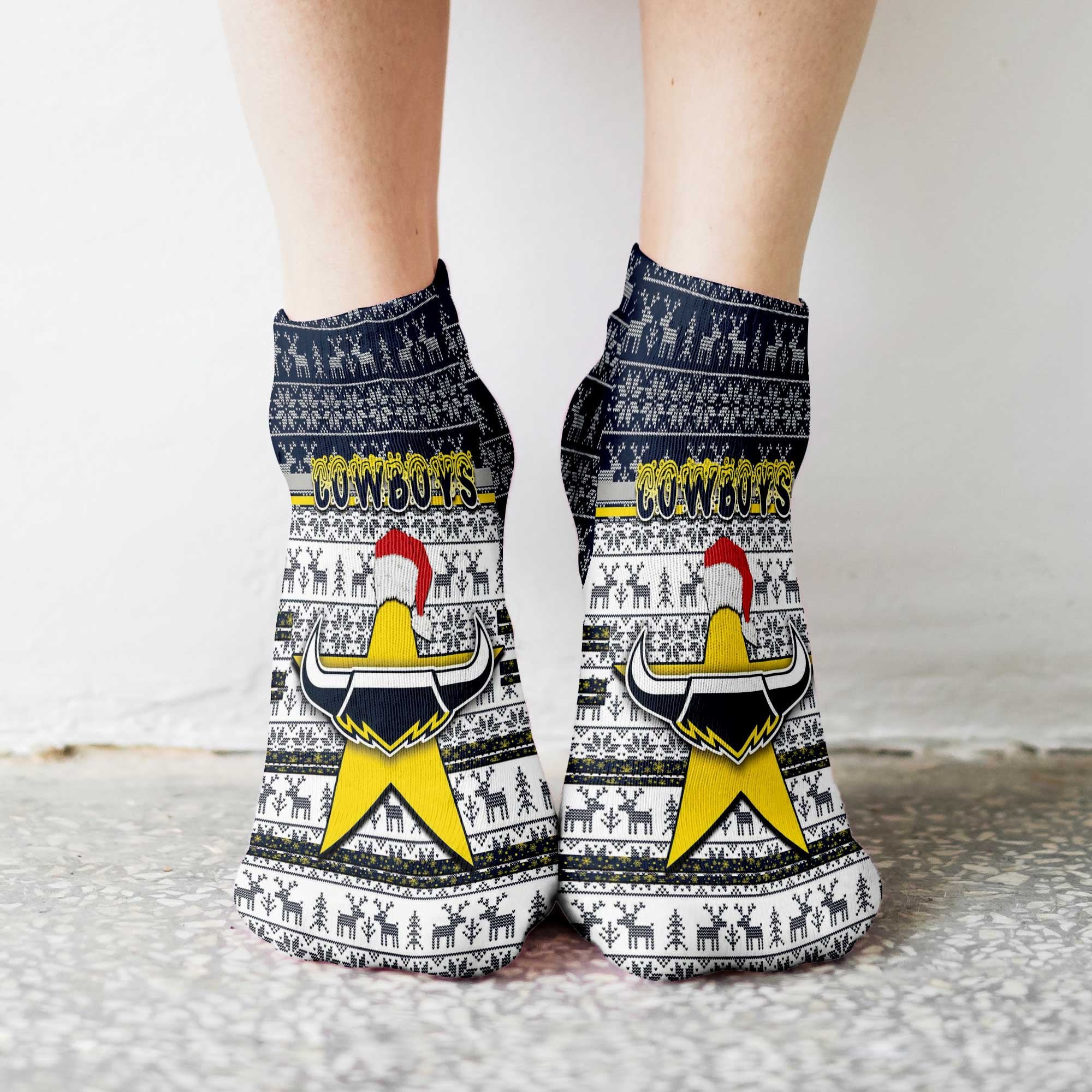vibe-hoodie-socks-custom-north-queensland-cowboys-christmas-ankle-socks