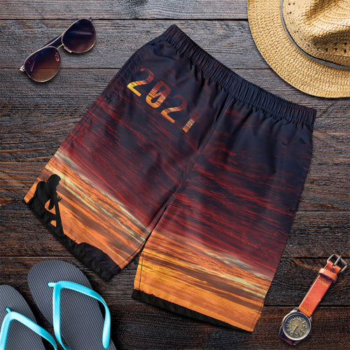 men-short-uluru-sky-view-2021