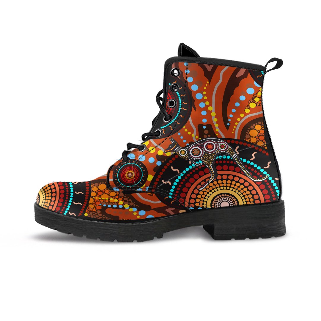 aboriginal-leather-boot-kangaroo-with-dot-painting