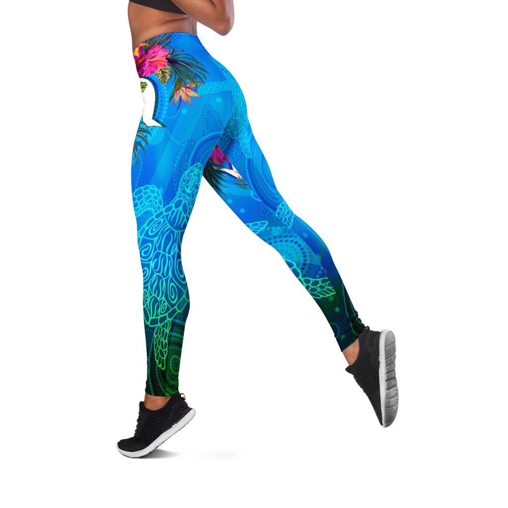 legging-torres-strait-blue-sea-with-hibiscus
