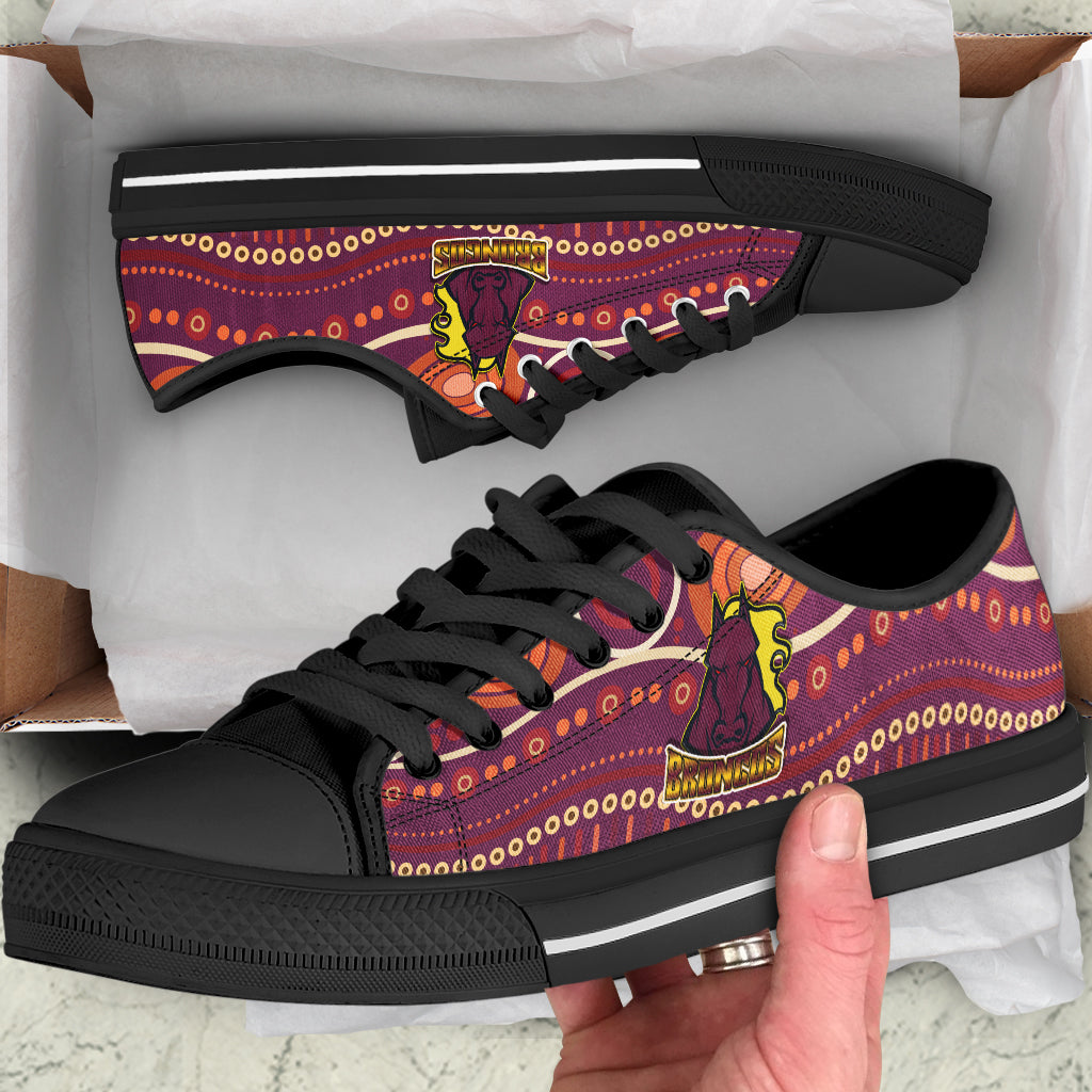 broncos-rugby-low-top-shoes-horse-aboriginal-patterns