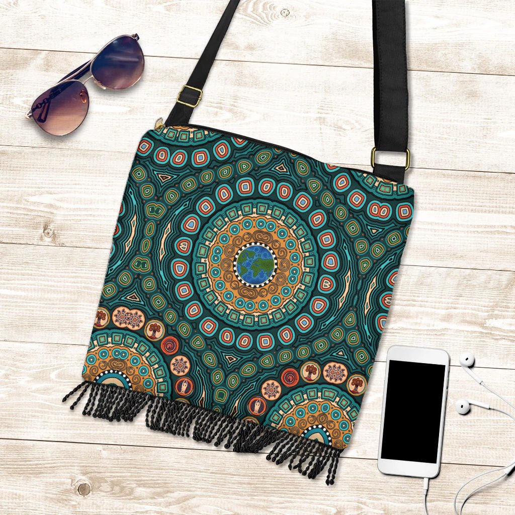 crossbody-boho-handbag-aboriginal-green-dot-painting-with-earth