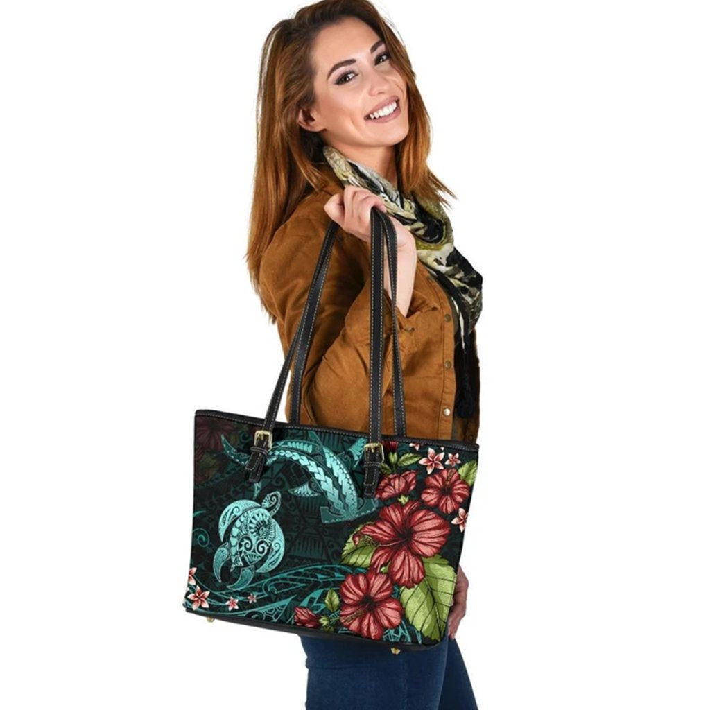 shark-and-turtle-small-leather-tote-hibiscus-turquoise