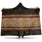 hooded-blanket-snake-dot-panting-art