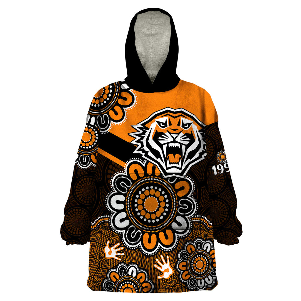 custom-personalised-nrl-wests-tigers-rugby-founded-1999-aboriginal-wearable-blanket-hoodie