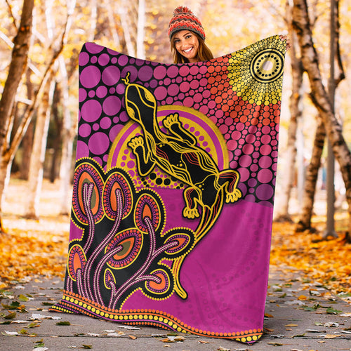 aboriginal-lizard-premium-blanket-tree-on-the-hill-sunshine