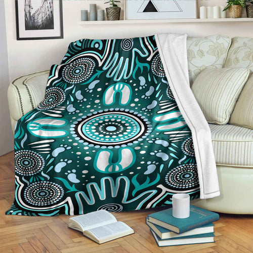 australia-aboriginal-inspired-blanket-aboriginal-reunion-hands-and-footprints