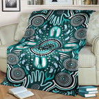 australia-aboriginal-inspired-blanket-aboriginal-reunion-hands-and-footprints