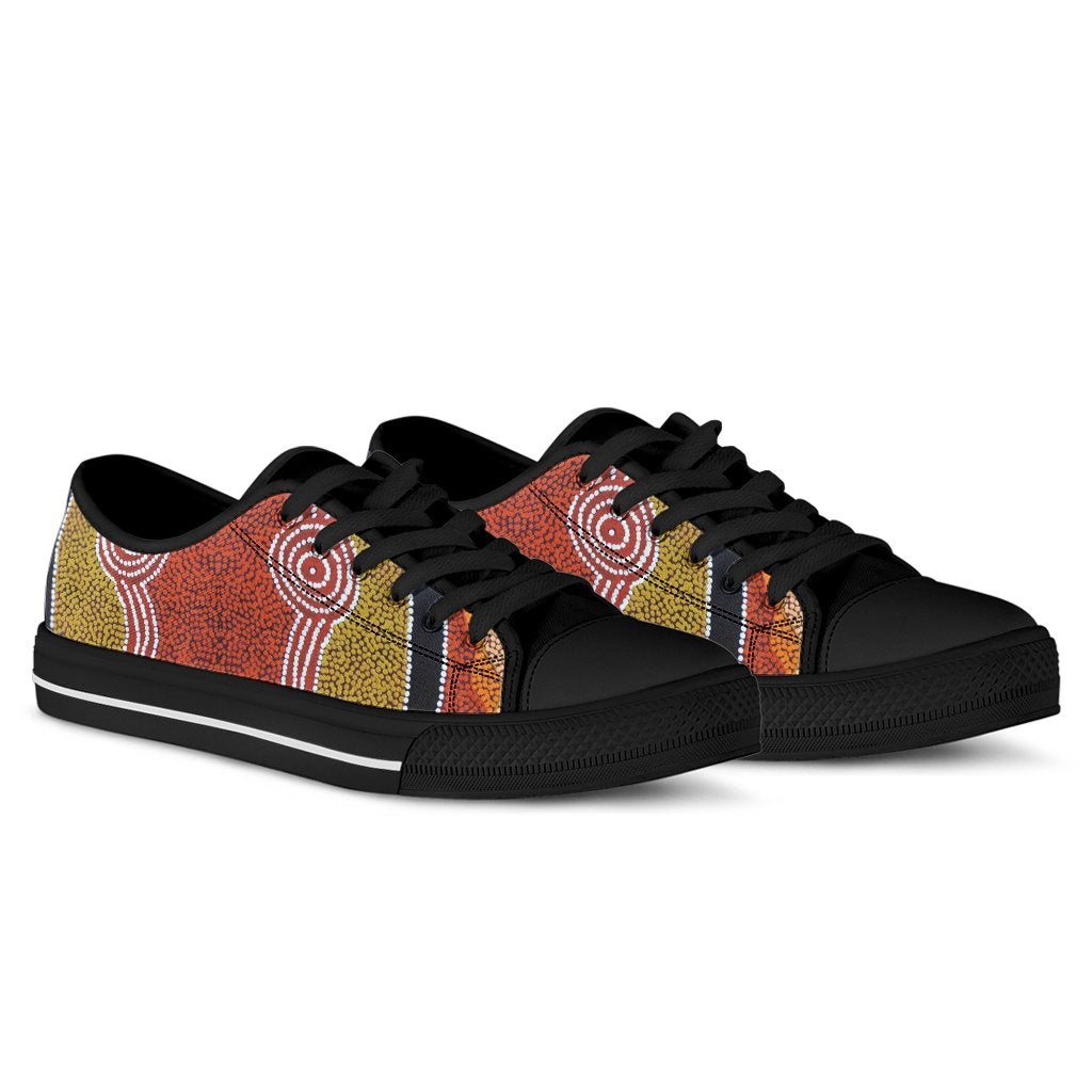low-top-aboriginal-dot-style
