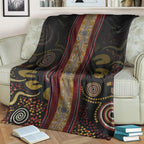 blanket-aboriginal-dot-panting-art-stripe-lines