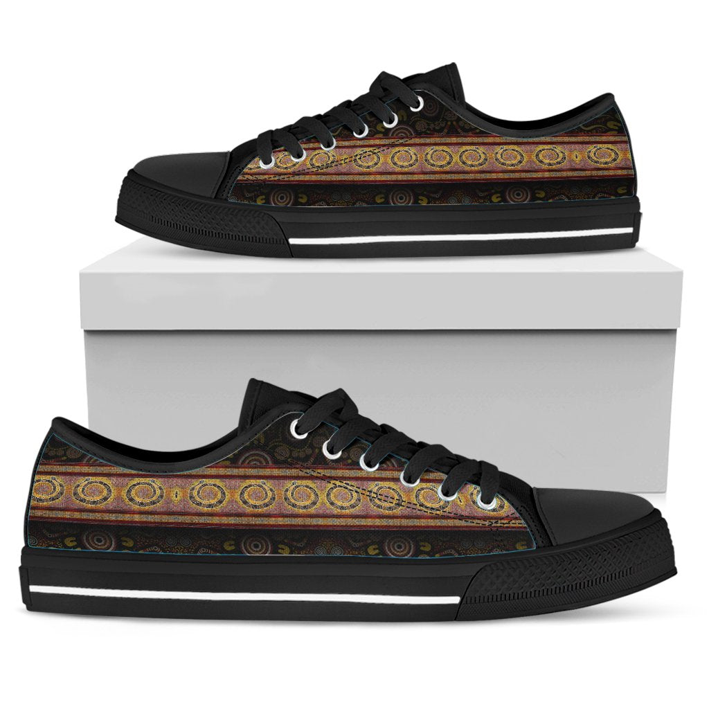 low-top-snake-dot-panting-art
