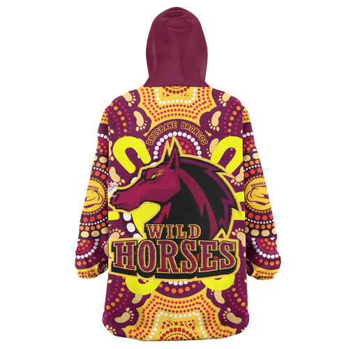 brisbane-broncos-rugby-indigenous-custom-snug-hoodie-wild-horses-broncos-with-aboriginal-sun-and-footprint-oodie-blanket