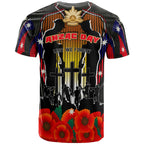 australia-anzac-day-t-shirt-anzac-day-lest-we-forget-quotes-with-stripes-patterns-t-shirt