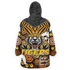 tigers-rugby-snug-hoodie-custom-tiger-rugby-aboriginal-pattern-naidoc-week-snug-hoodie