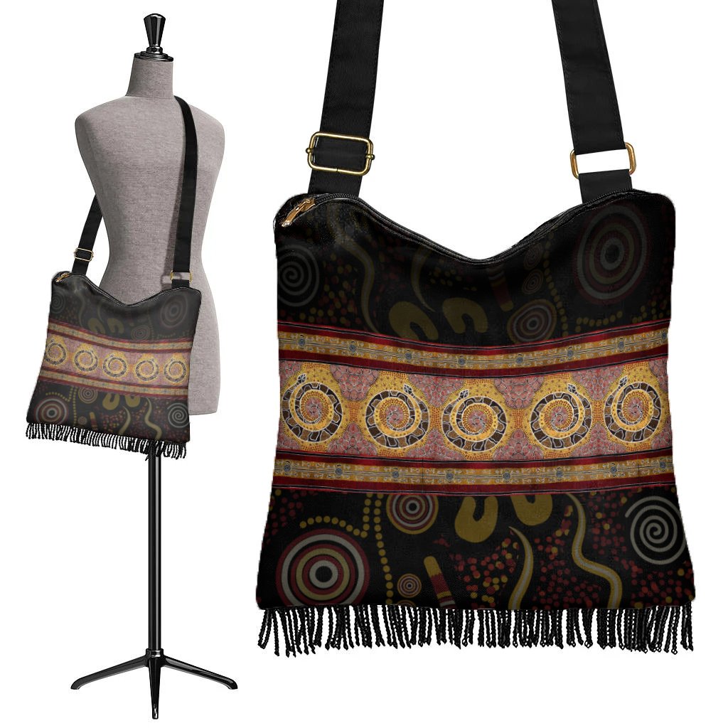 boho-bag-snake-dot-panting-art