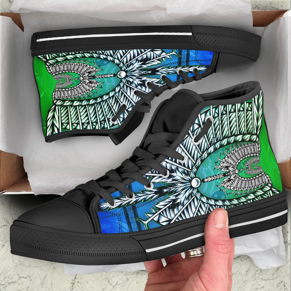 high-top-turtle-background-with-dhari-mask