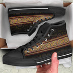high-top-snake-dot-panting-art