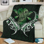 new-zealand-silver-fern-blanket-green