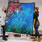 premium-quilts-torres-strait-blue-sea-with-hibiscus