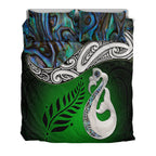 new-zealand-maori-bedding-set-manaia-paua-shell-glitter-green