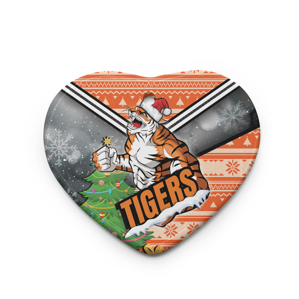 tigers-rugby-ornaments-custom-christmas-tree-tigers-rugby-ball-ornaments