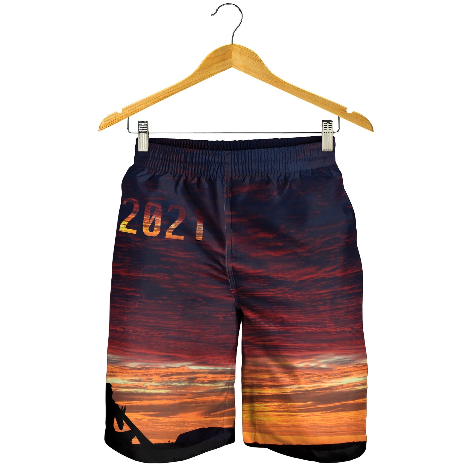 men-short-uluru-sky-view-2021