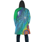 cloak-torres-strait-islanders-flag-with-aboriginal-patterns