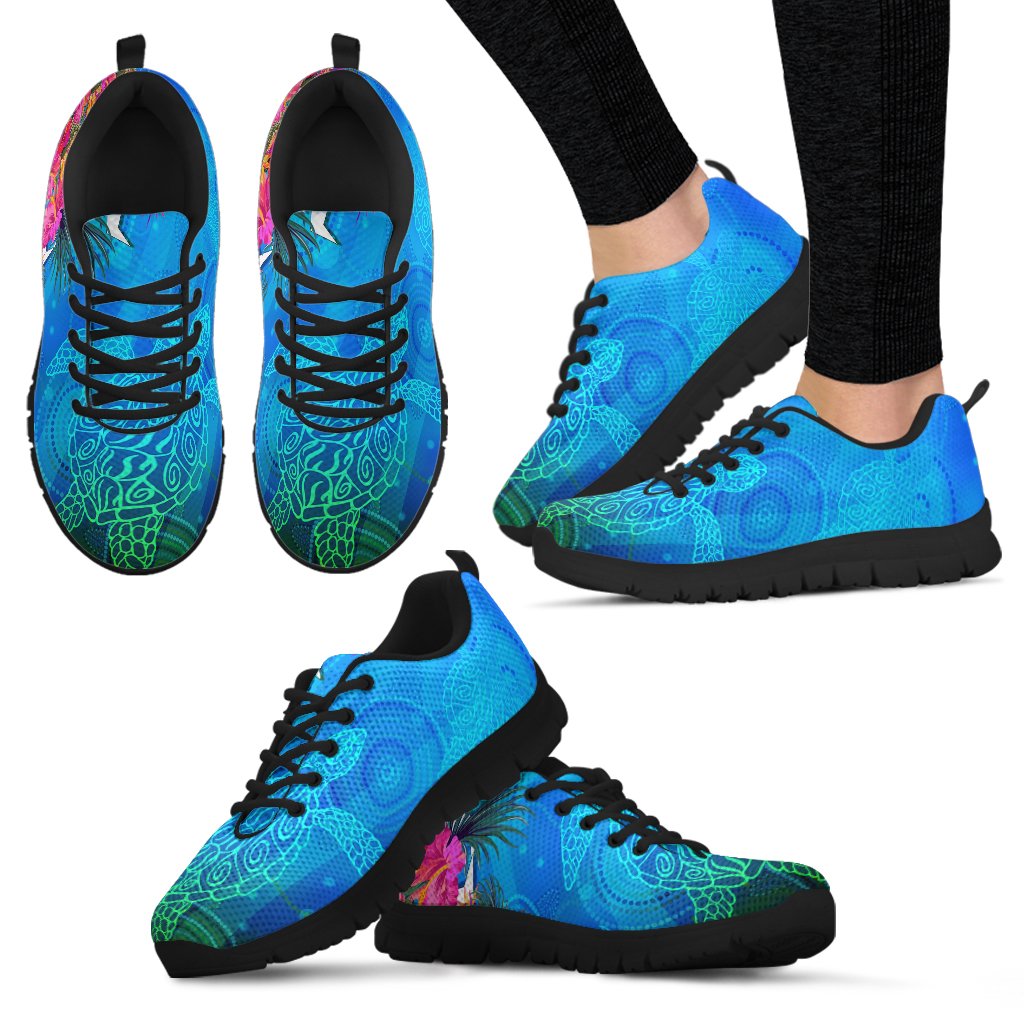 sneaker-torres-strait-blue-sea-with-hibiscus