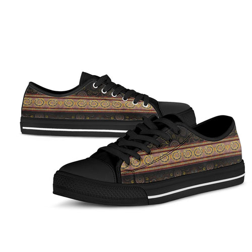 low-top-snake-dot-panting-art